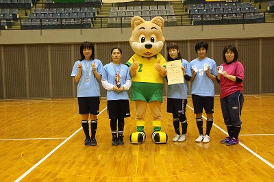 ママさんの部優勝 イーグルス